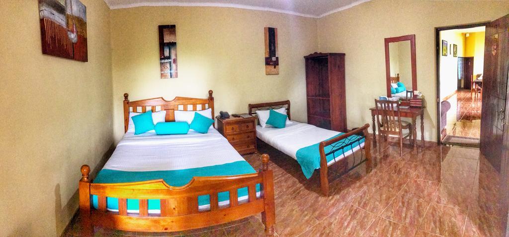 Yes Paradise Kandy Room photo