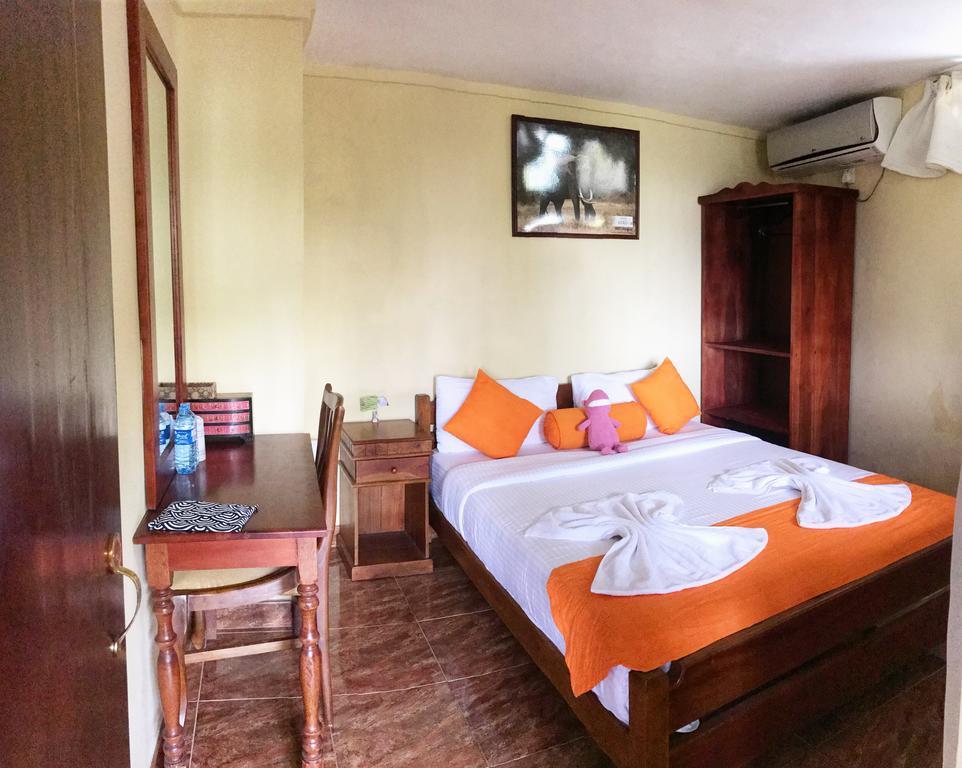 Yes Paradise Kandy Room photo