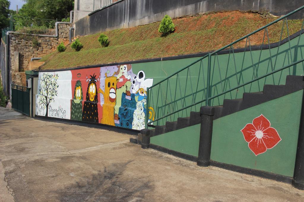 Yes Paradise Kandy Exterior photo